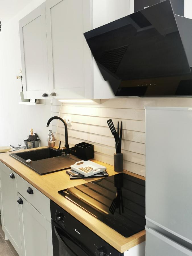 Apartment4Two - Studioapartment Вир Екстер'єр фото